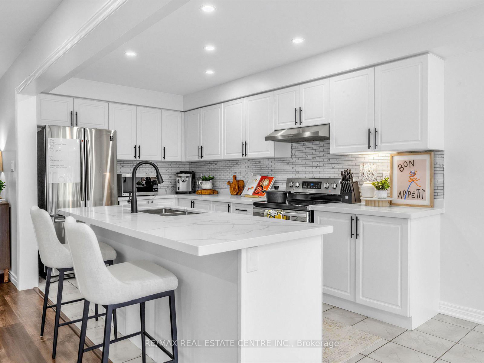 Photo 6 of Unit 35, 755 Linden Drive, Cambridge, Preston Heights — HOMEH