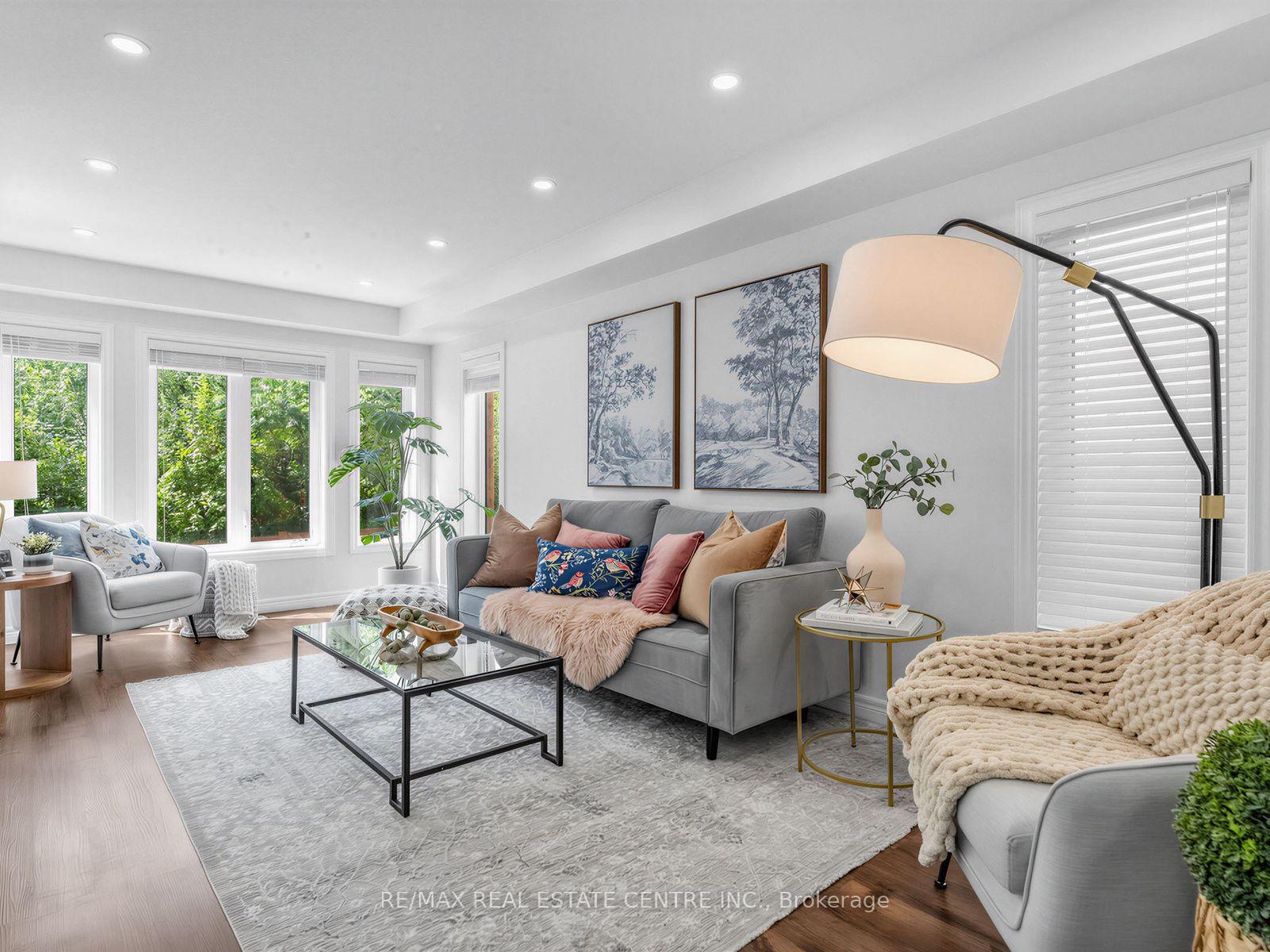 Photo 10 of Unit 35, 755 Linden Drive, Cambridge, Preston Heights — HOMEH