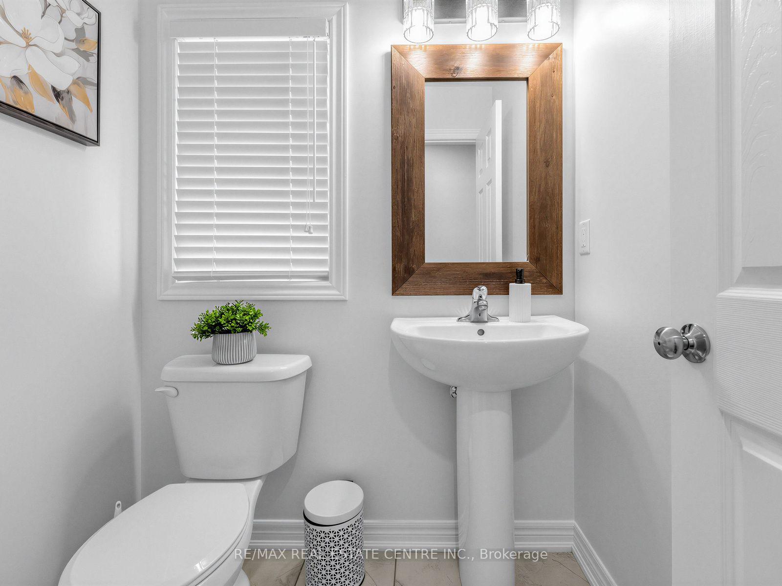 Photo 13 of Unit 35, 755 Linden Drive, Cambridge, Preston Heights — HOMEH