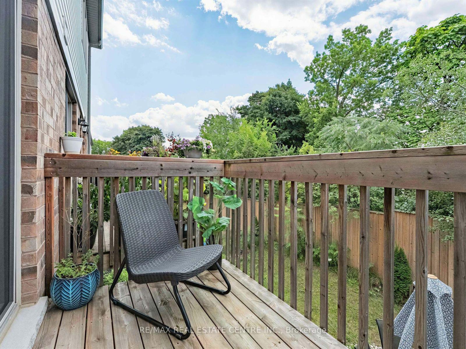 Photo 15 of Unit 35, 755 Linden Drive, Cambridge, Preston Heights — HOMEH