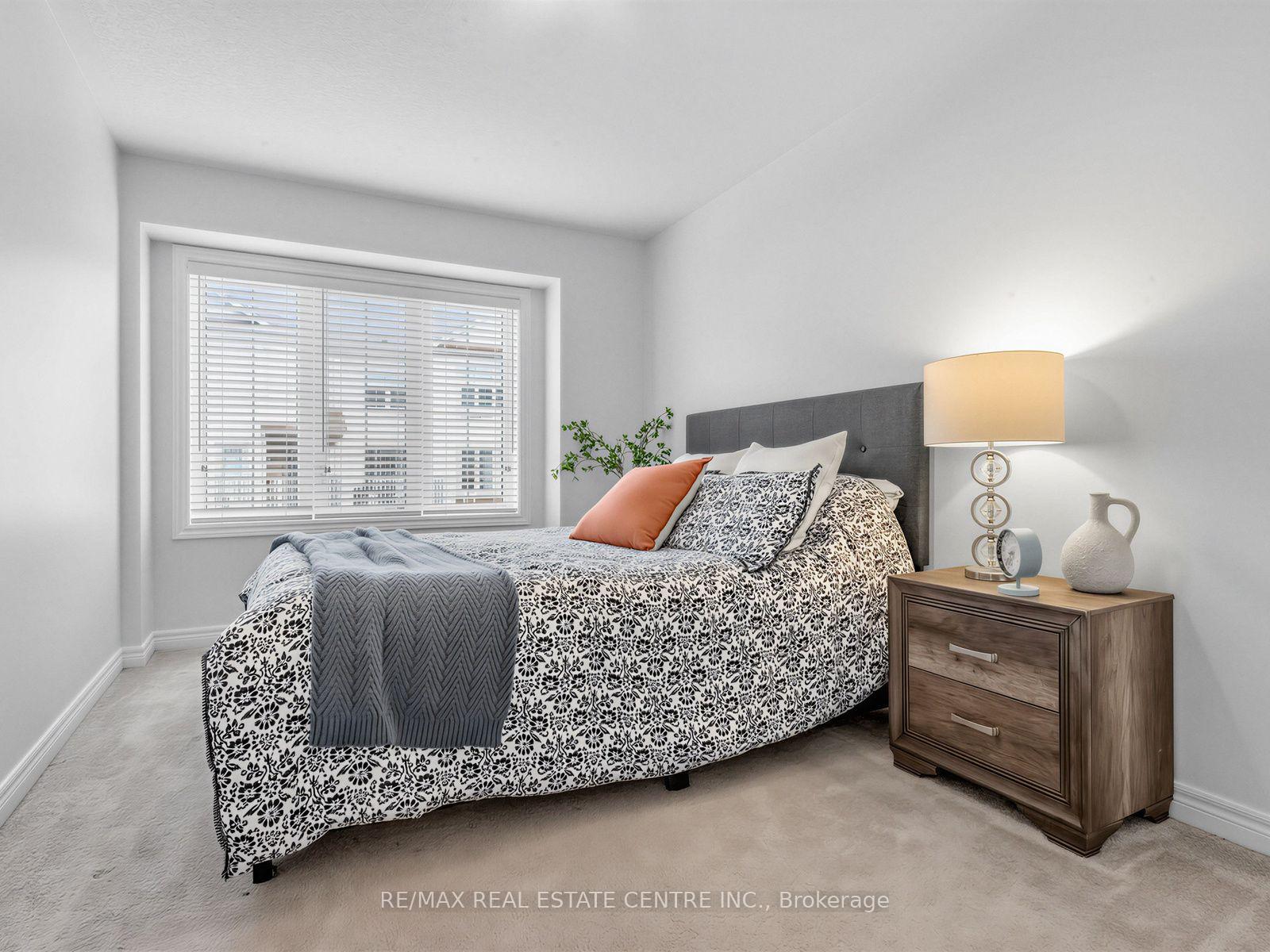 Photo 20 of Unit 35, 755 Linden Drive, Cambridge, Preston Heights — HOMEH