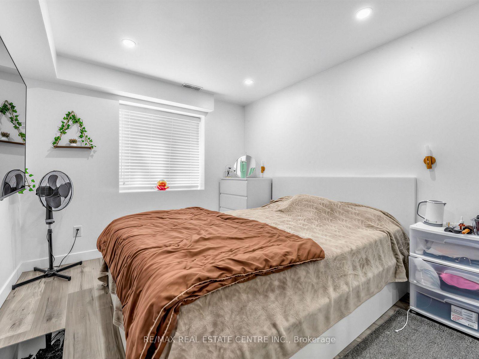 Photo 26 of Unit 35, 755 Linden Drive, Cambridge, Preston Heights — HOMEH