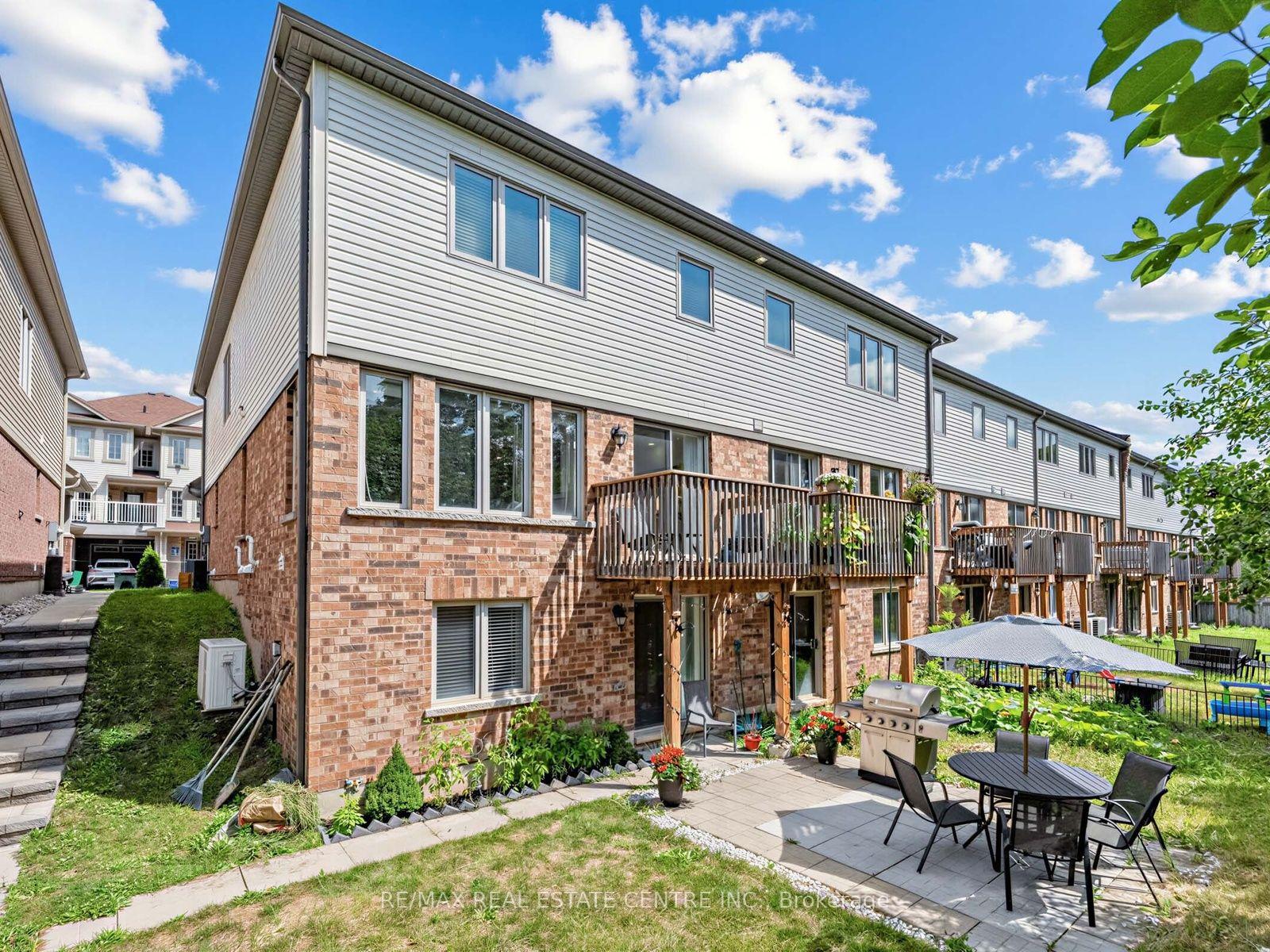 Photo 30 of Unit 35, 755 Linden Drive, Cambridge, Preston Heights — HOMEH