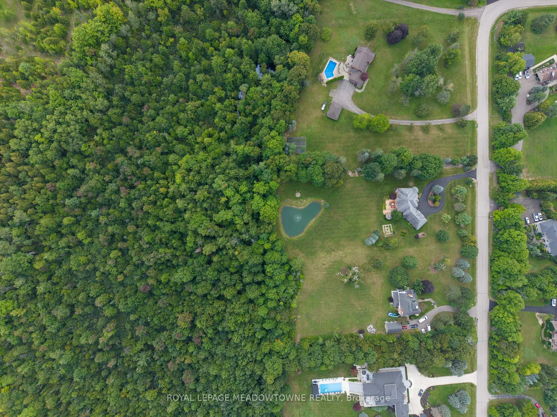 Photo 38 of 4215 Ennisclare Drive, Milton, Rural Nassagaweya — HOMEH