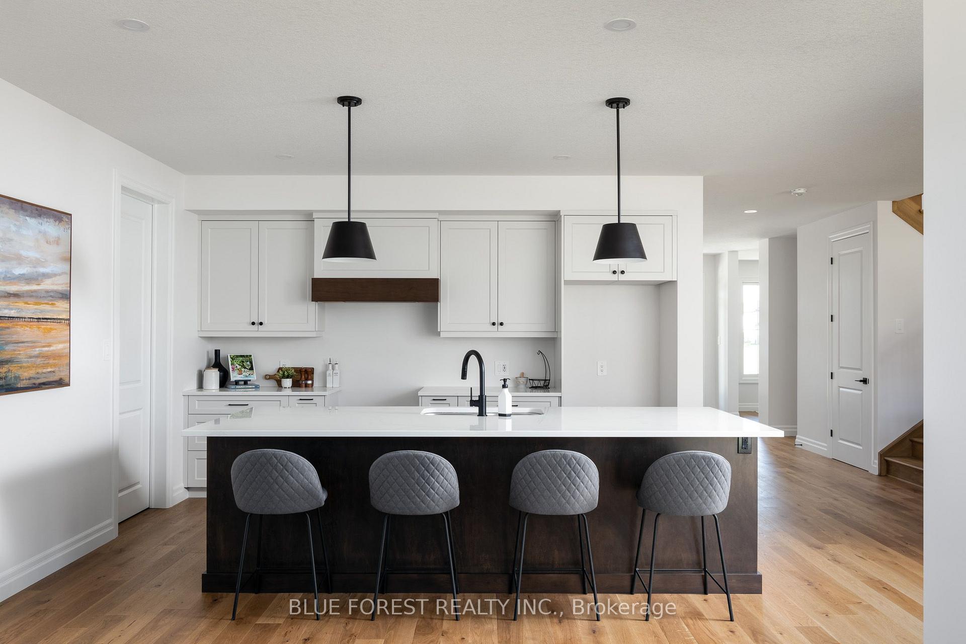 Photo 10 of 246 Harvest Lane, Thames Centre, Dorchester — HOMEH