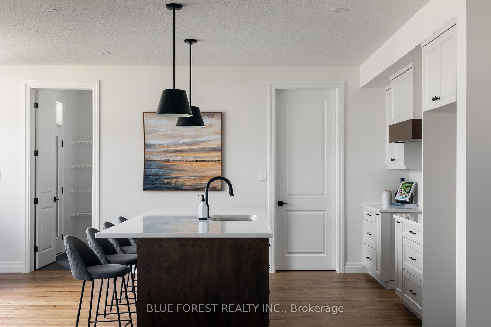 Photo 13 of 246 Harvest Lane, Thames Centre, Dorchester — HOMEH