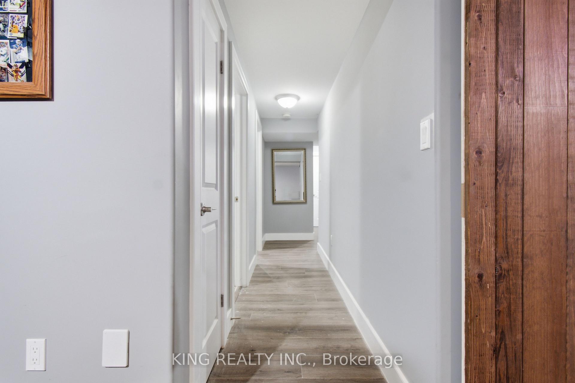 Photo 26 of 950 Ellrose Avenue, Windsor — HOMEH