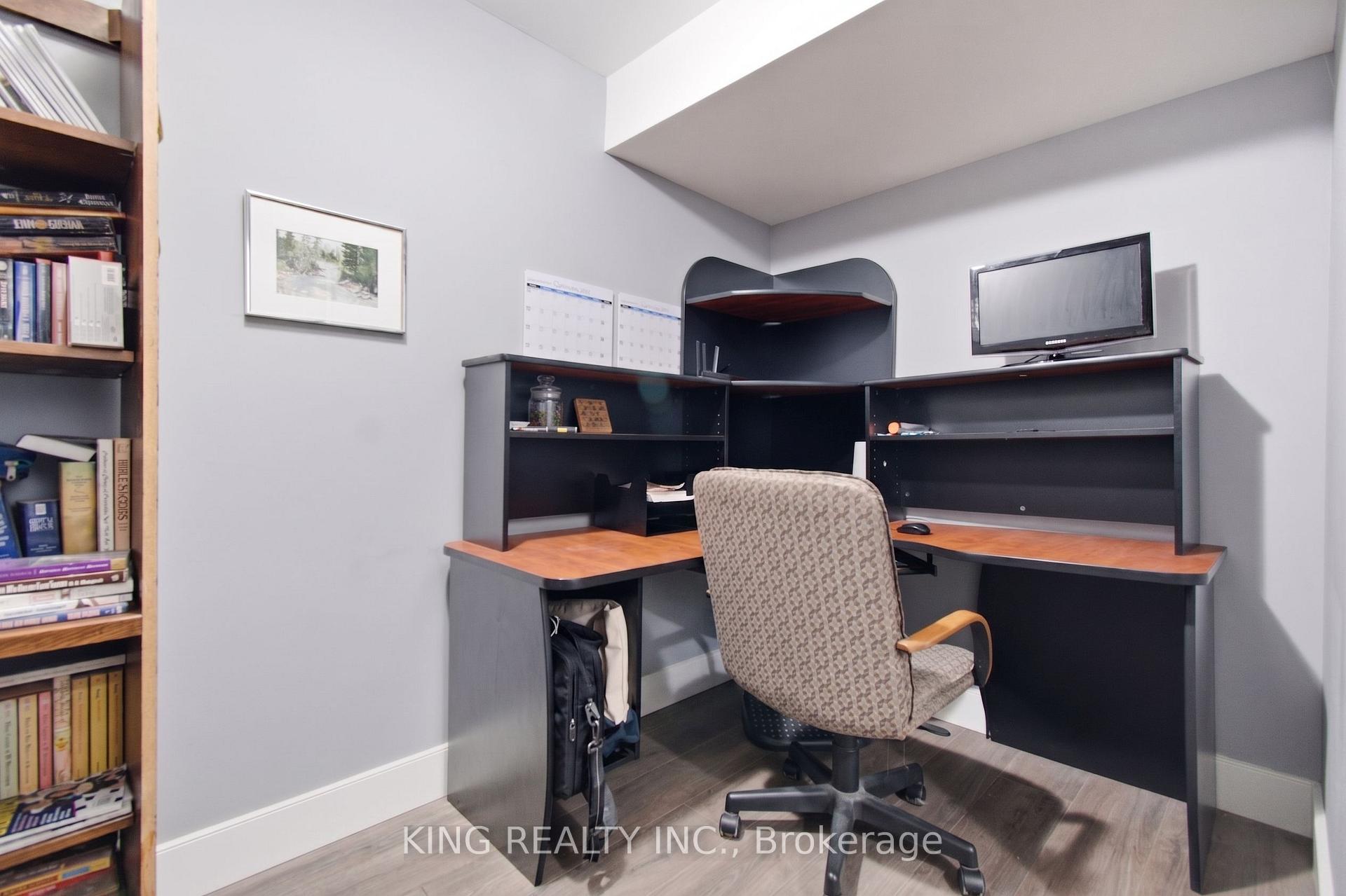 Photo 29 of 950 Ellrose Avenue, Windsor — HOMEH