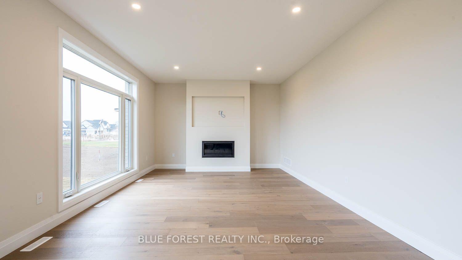 Photo 9 of 274 Harvest Lane, Thames Centre, Dorchester — HOMEH