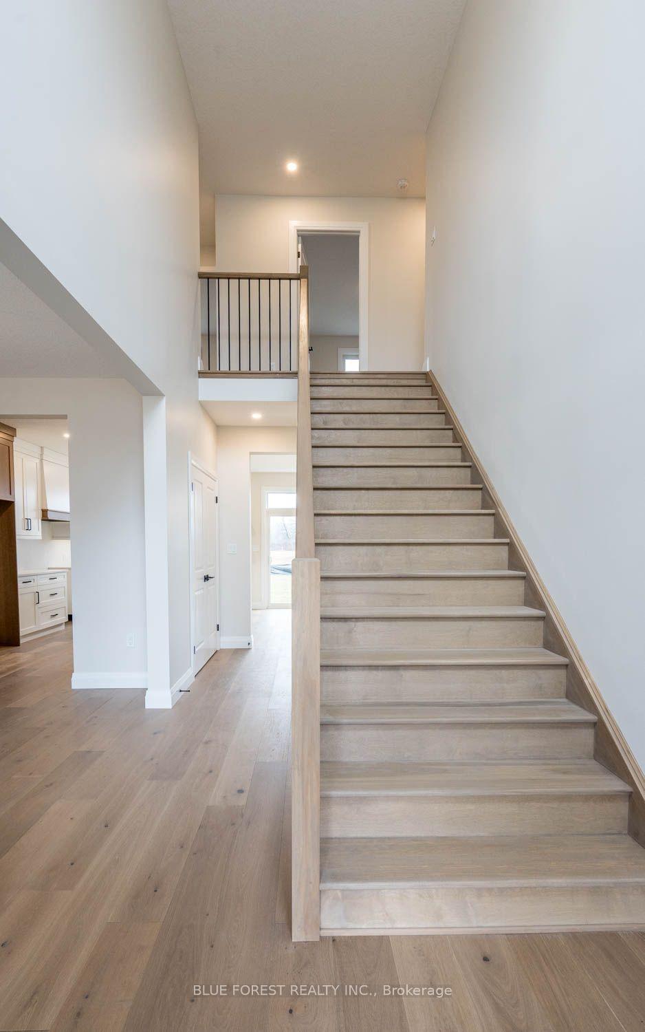 Photo 11 of 274 Harvest Lane, Thames Centre, Dorchester — HOMEH