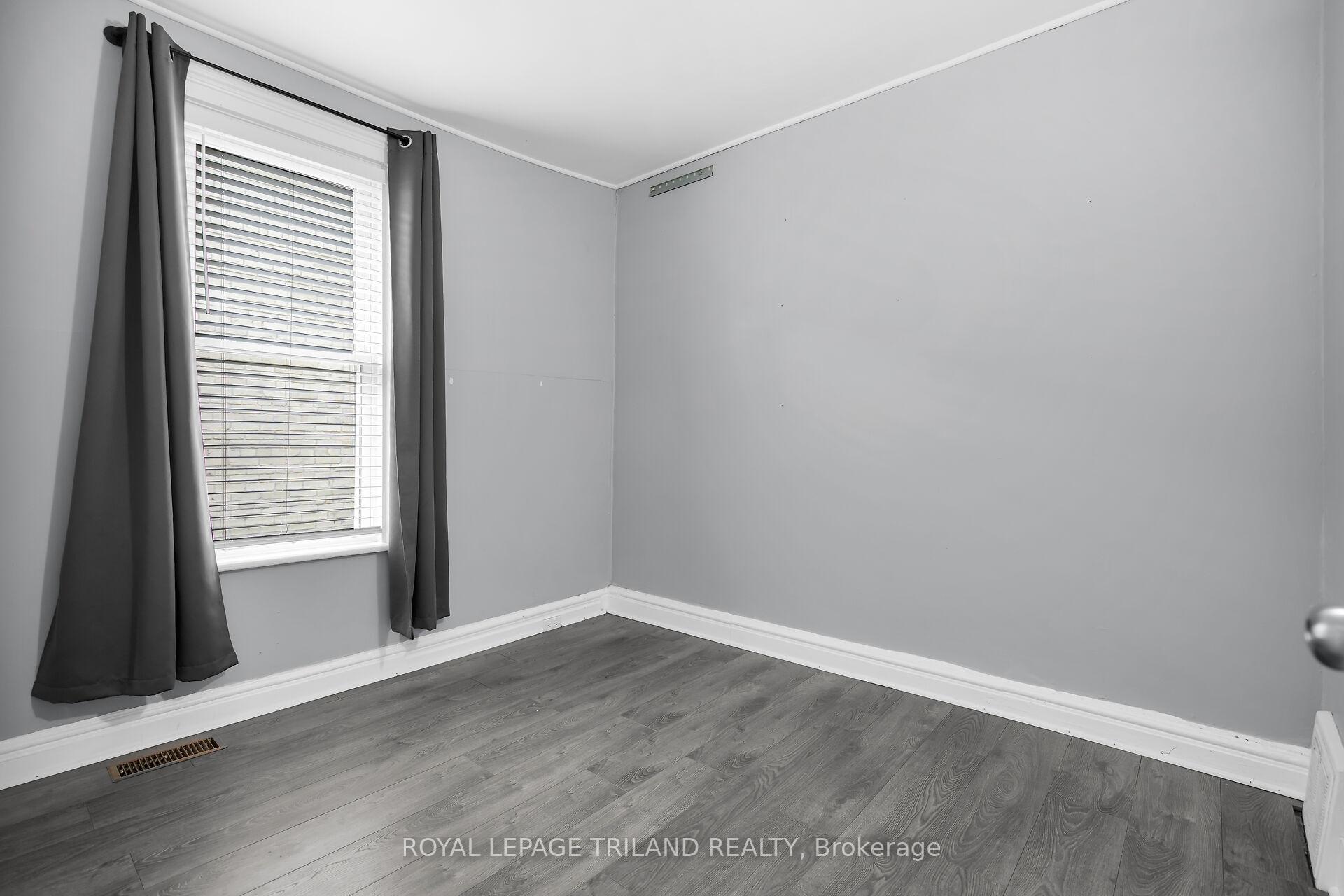 Photo 13 of Unit 1, 122 Centre Street, St. Thomas — HOMEH