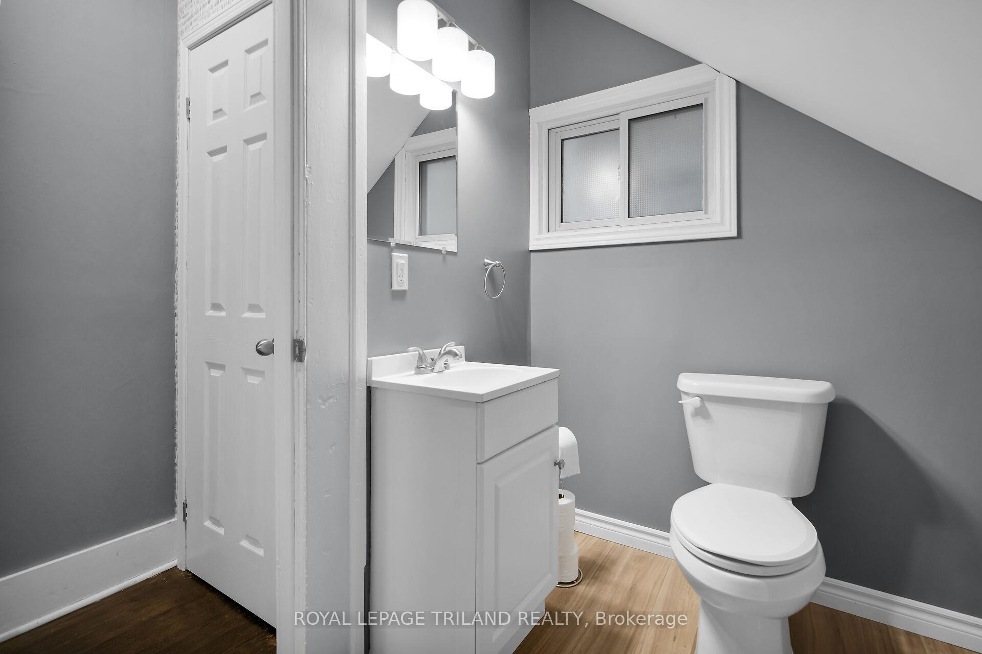 Photo 15 of Unit 1, 122 Centre Street, St. Thomas — HOMEH