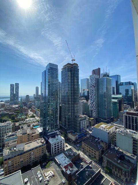 Photo 13 of Unit 3208, 88 Queen Street E, Toronto, Church-Yonge Corridor — HOMEH
