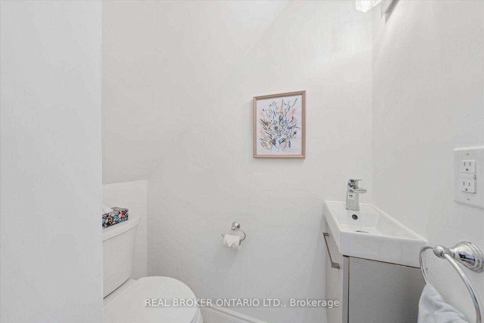 Photo 12 of 44 Logan Avenue, Toronto, South Riverdale — HOMEH
