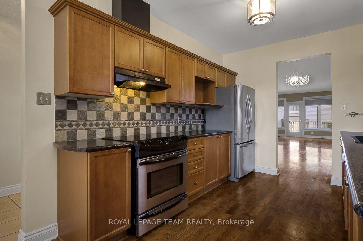 Photo 5 of 92 Hartsmere Drive, Ottawa, Stittsville (South) — HOMEH