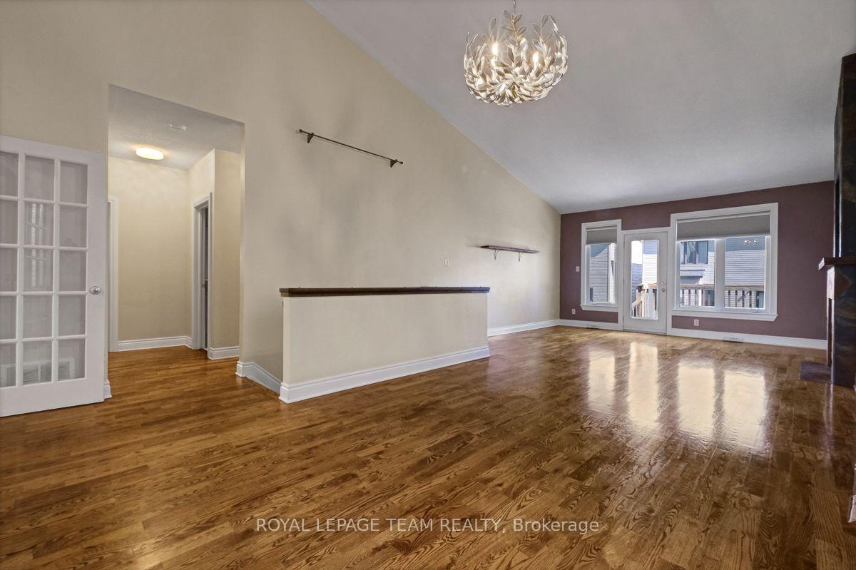 Photo 20 of 92 Hartsmere Drive, Ottawa, Stittsville (South) — HOMEH
