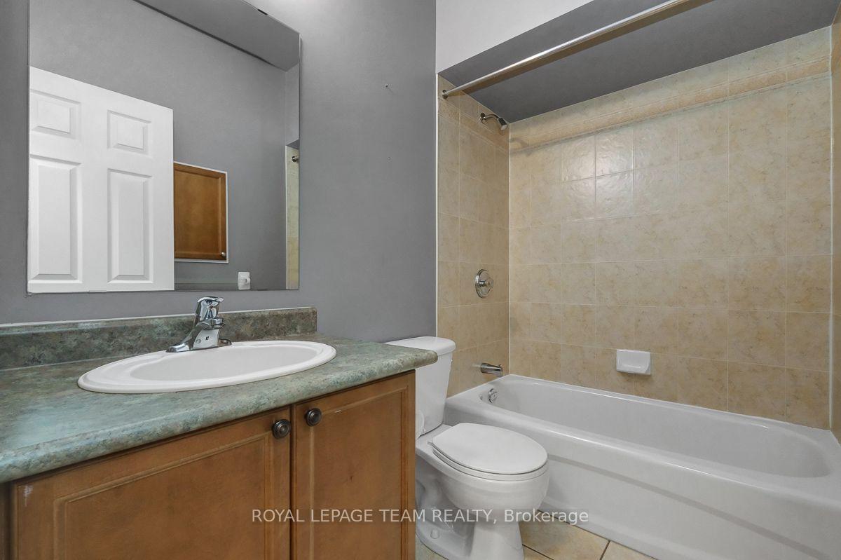 Photo 31 of 92 Hartsmere Drive, Ottawa, Stittsville (South) — HOMEH