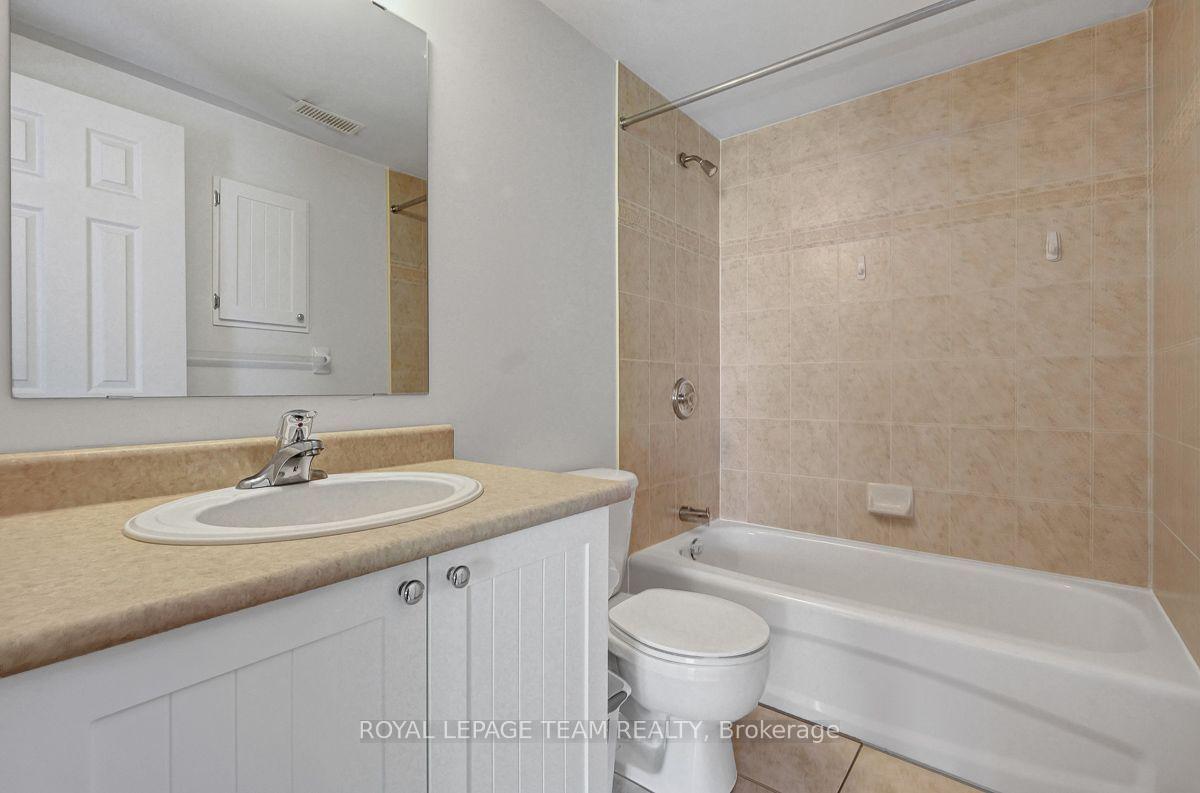 Photo 40 of 92 Hartsmere Drive, Ottawa, Stittsville (South) — HOMEH