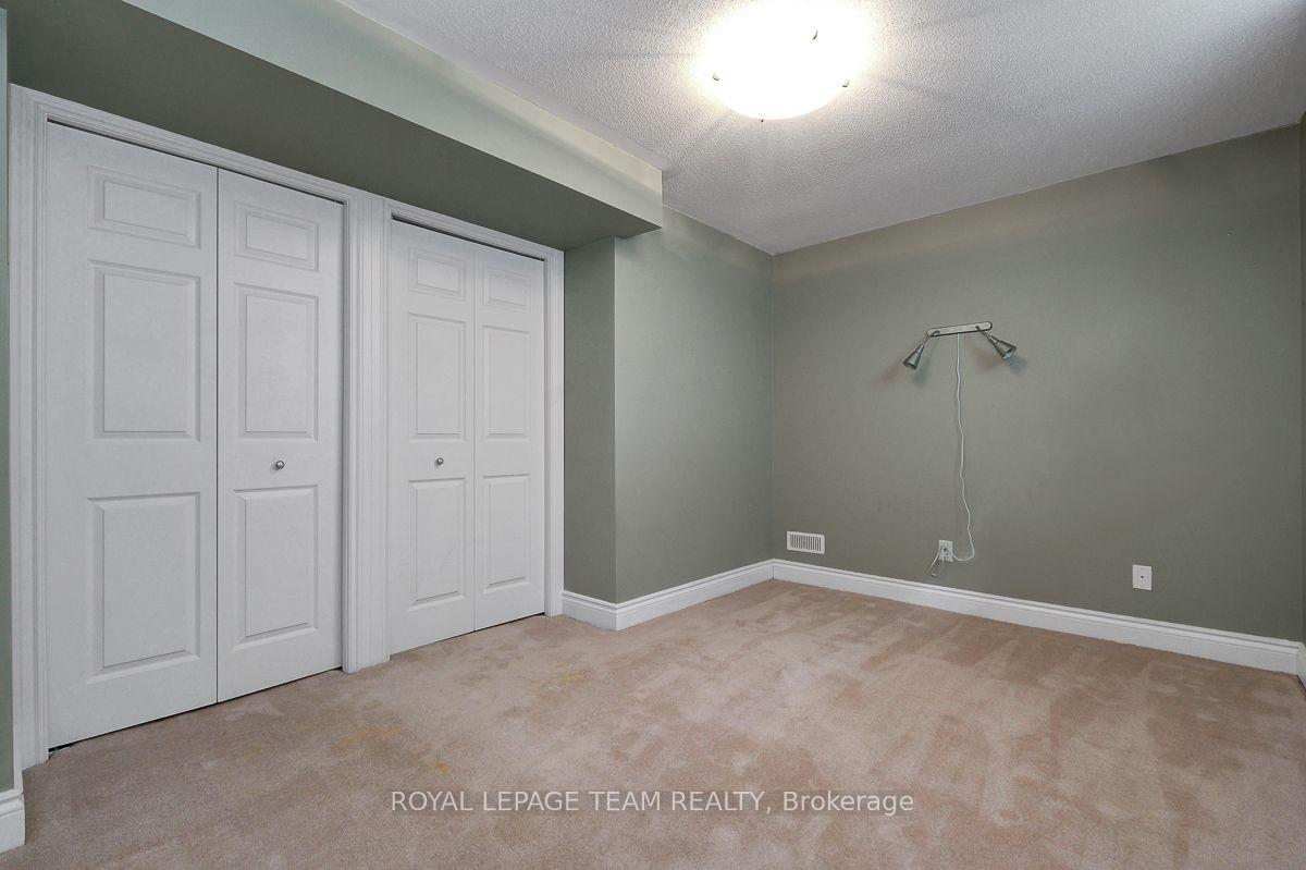 Photo 41 of 92 Hartsmere Drive, Ottawa, Stittsville (South) — HOMEH