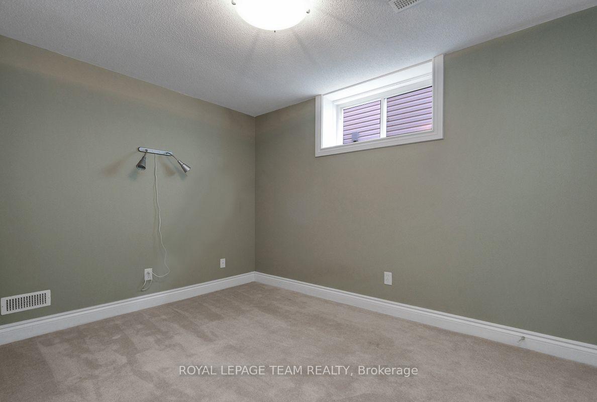 Photo 42 of 92 Hartsmere Drive, Ottawa, Stittsville (South) — HOMEH