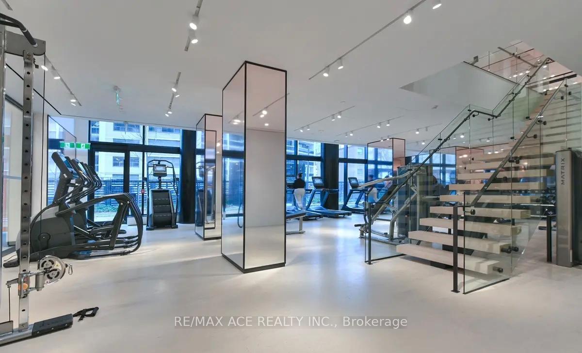 Photo 13 of Unit 2213, 110 Broadway Avenue, Toronto, Mount Pleasant West — HOMEH