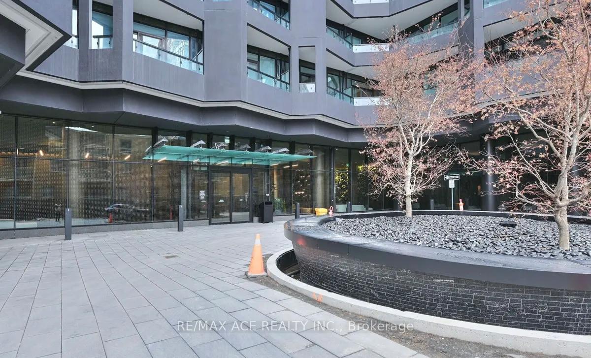 Photo 16 of Unit 2213, 110 Broadway Avenue, Toronto, Mount Pleasant West — HOMEH