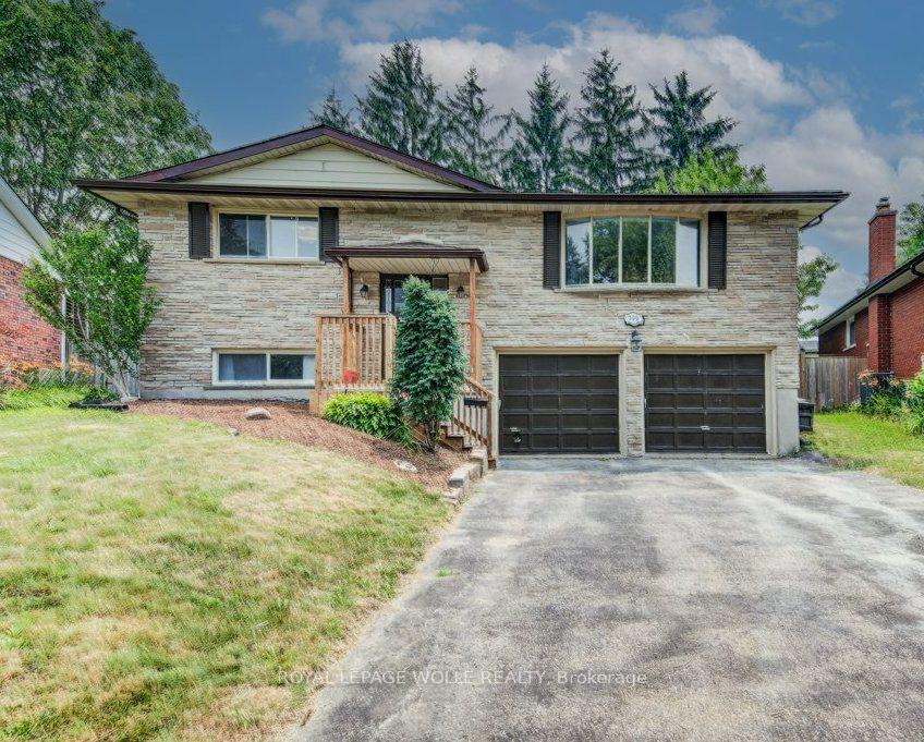 Photo 1 of 109 White Oak Place, Waterloo, North Lakeshore — HOMEH
