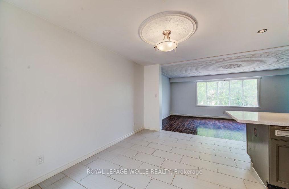 Photo 10 of 109 White Oak Place, Waterloo, North Lakeshore — HOMEH