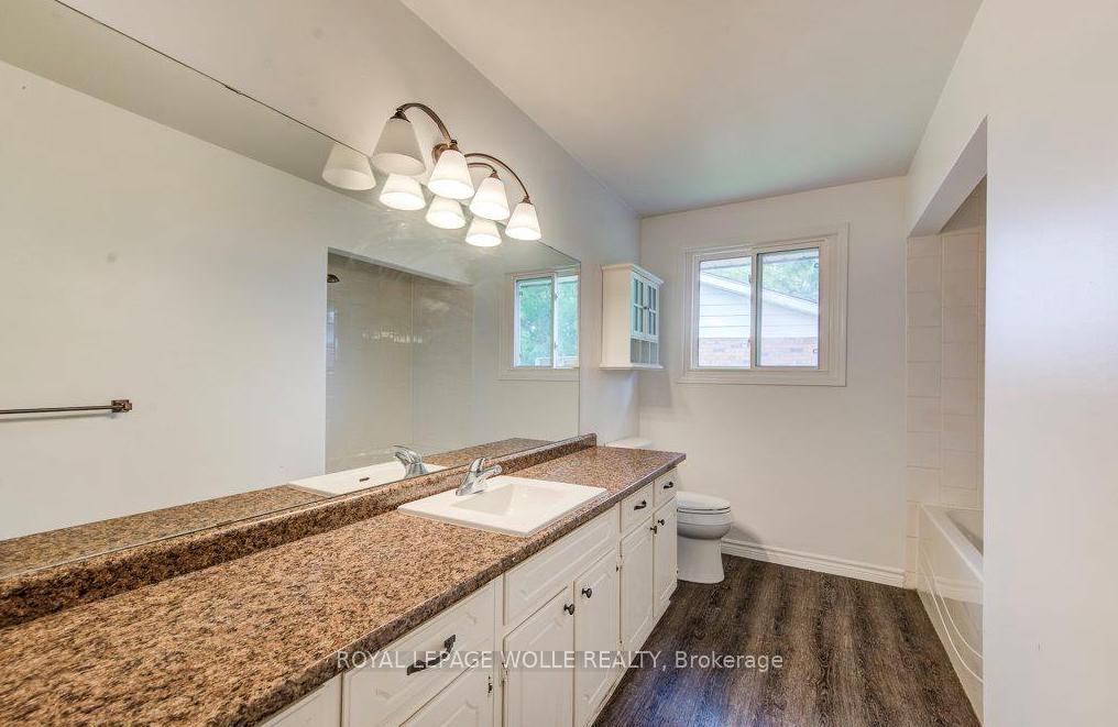 Photo 17 of 109 White Oak Place, Waterloo, North Lakeshore — HOMEH