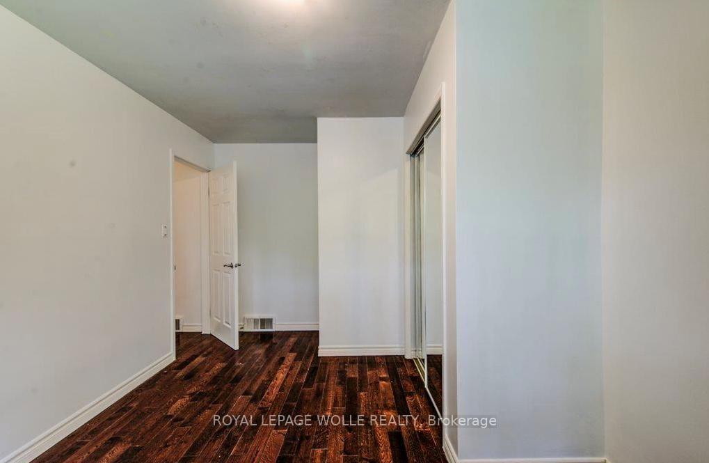Photo 20 of 109 White Oak Place, Waterloo, North Lakeshore — HOMEH