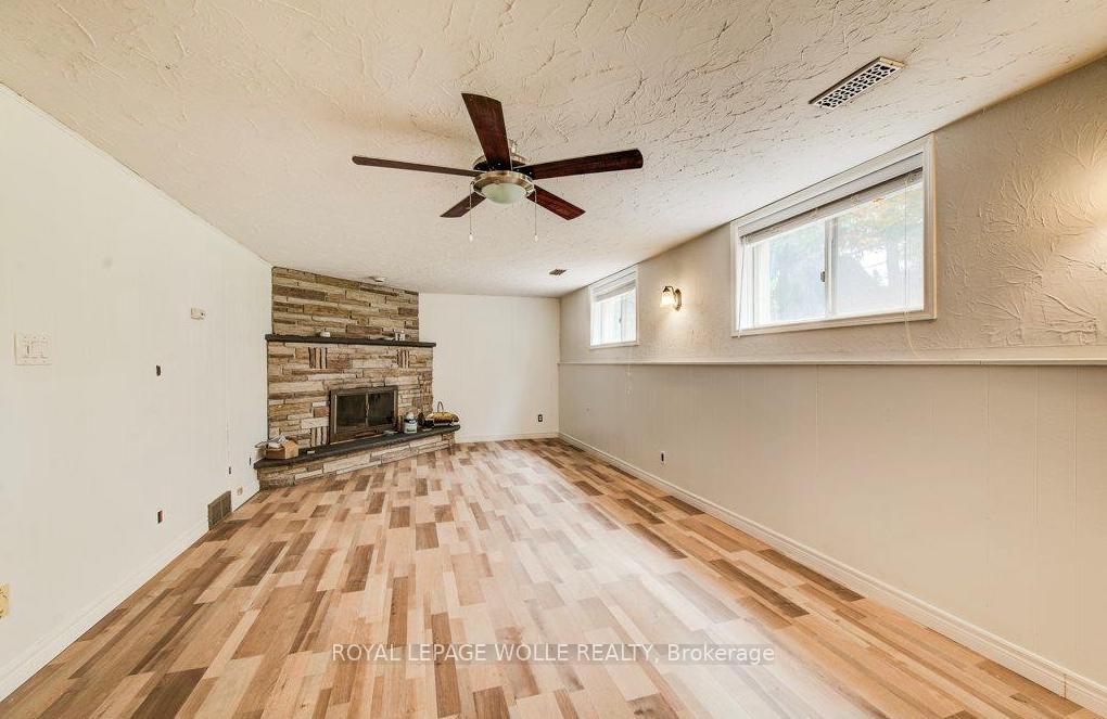 Photo 31 of 109 White Oak Place, Waterloo, North Lakeshore — HOMEH