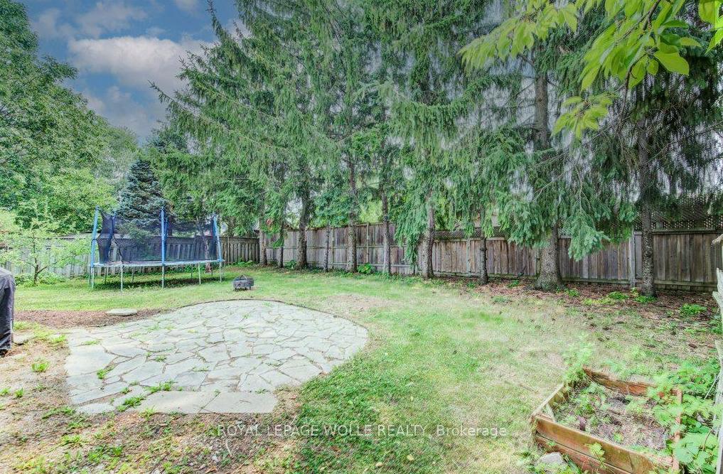 Photo 37 of 109 White Oak Place, Waterloo, North Lakeshore — HOMEH
