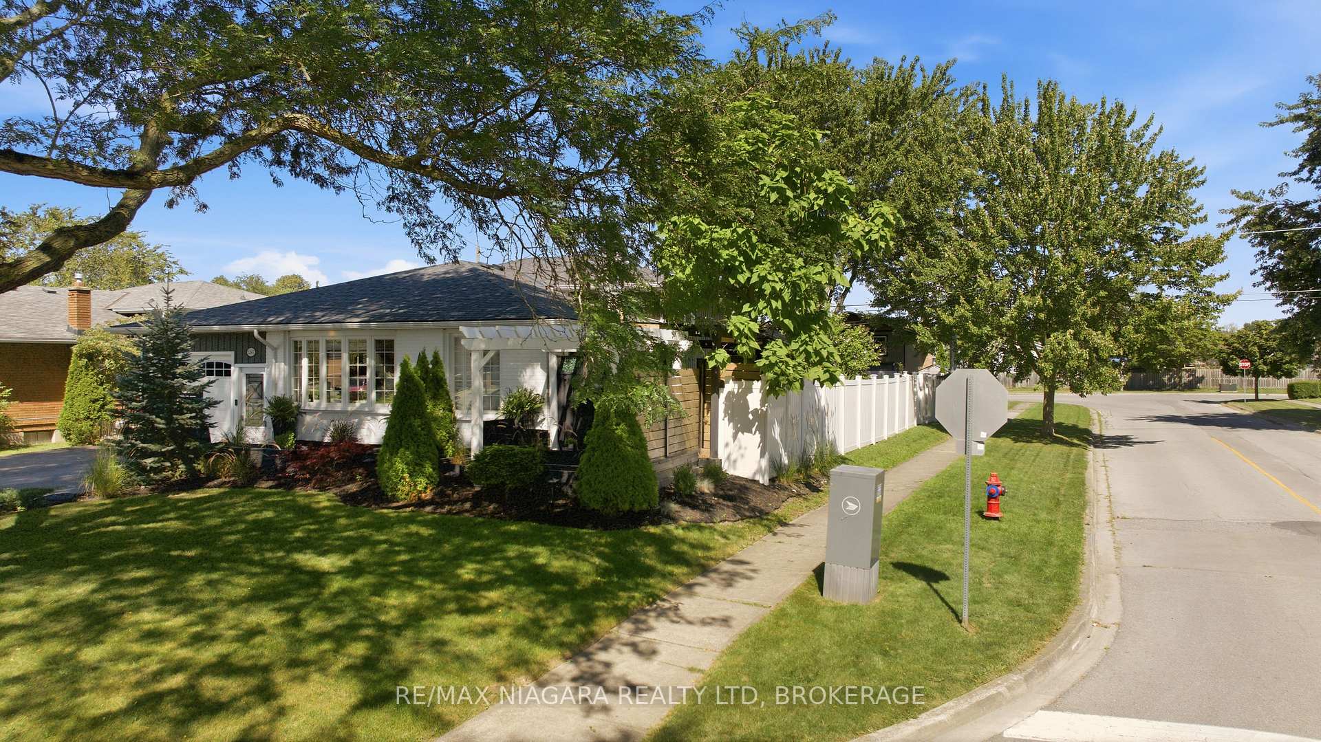 Photo 16 of 3267 Cattell Drive, Niagara Falls, Chippawa — HOMEH