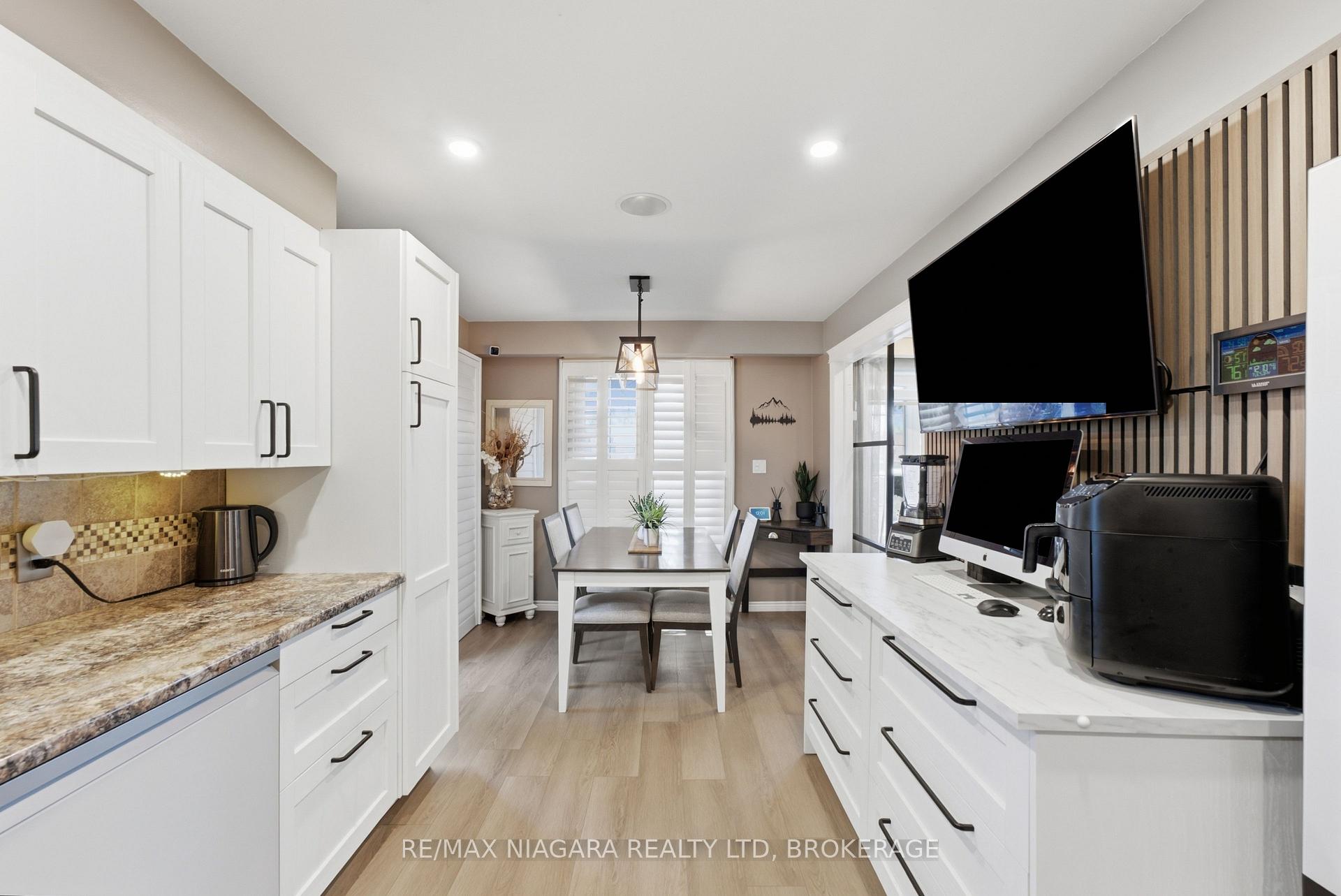 Photo 23 of 3267 Cattell Drive, Niagara Falls, Chippawa — HOMEH