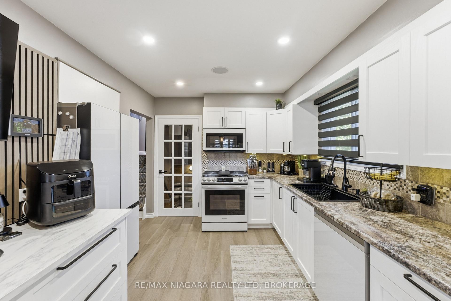 Photo 27 of 3267 Cattell Drive, Niagara Falls, Chippawa — HOMEH