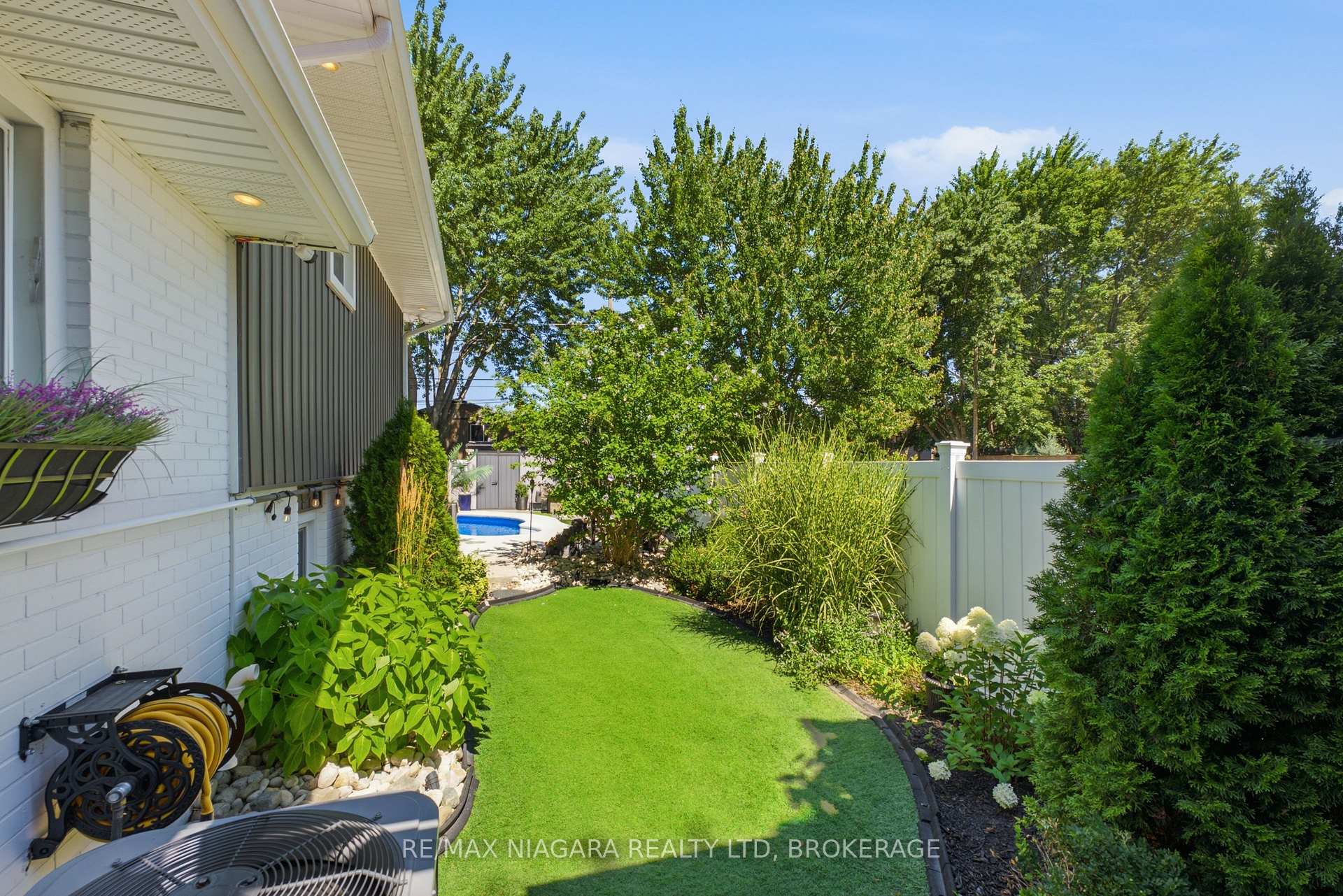 Photo 52 of 3267 Cattell Drive, Niagara Falls, Chippawa — HOMEH