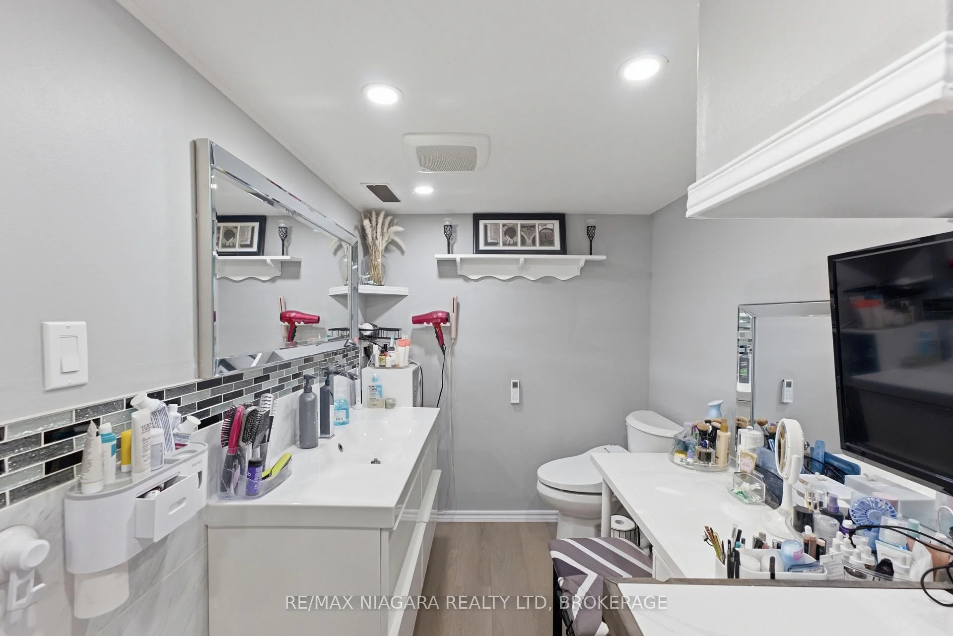 Photo 60 of 3267 Cattell Drive, Niagara Falls, Chippawa — HOMEH