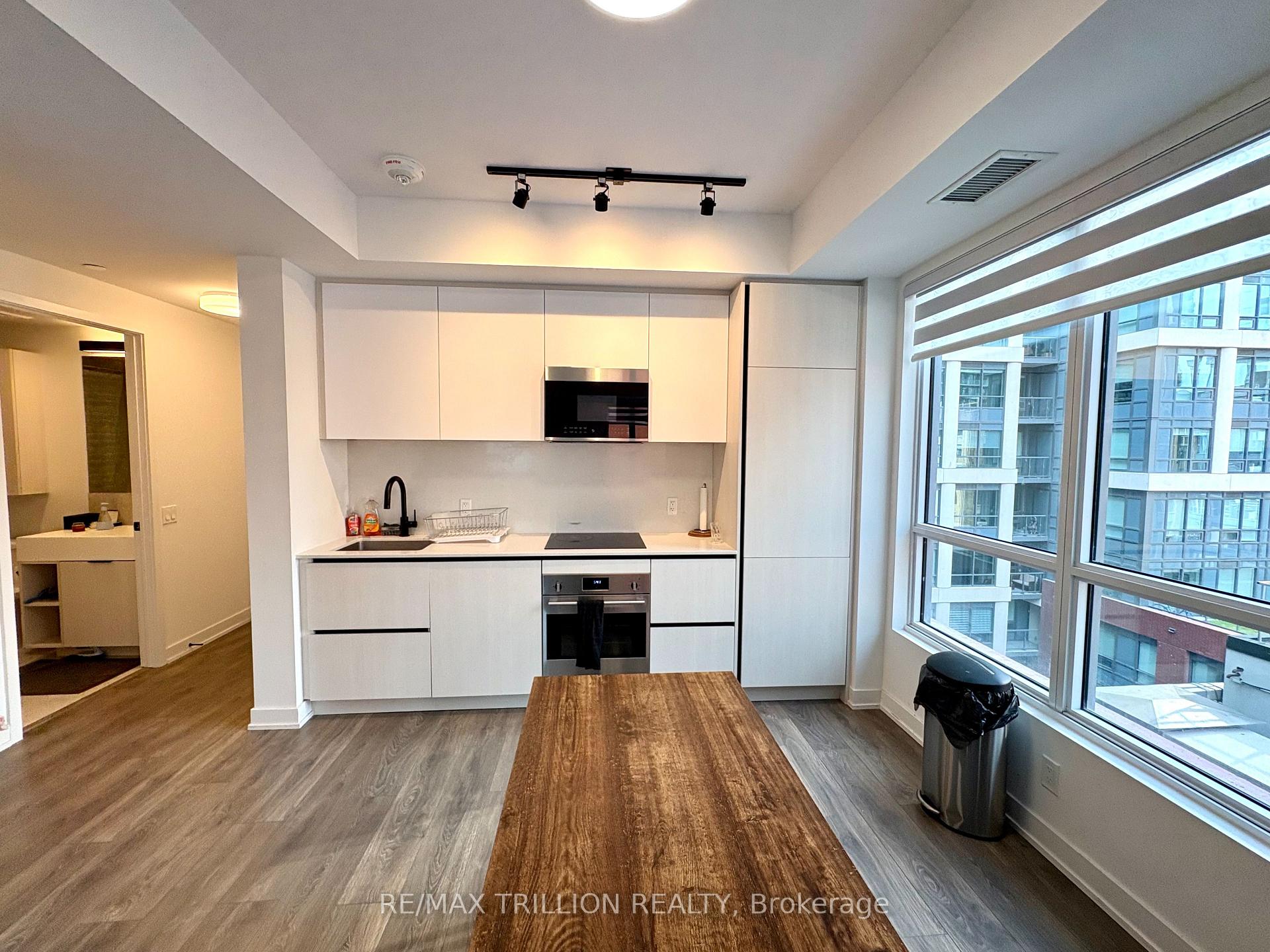 Photo 7 of Unit 1016, 108 Peter Street, Toronto, Waterfront Communities — HOMEH