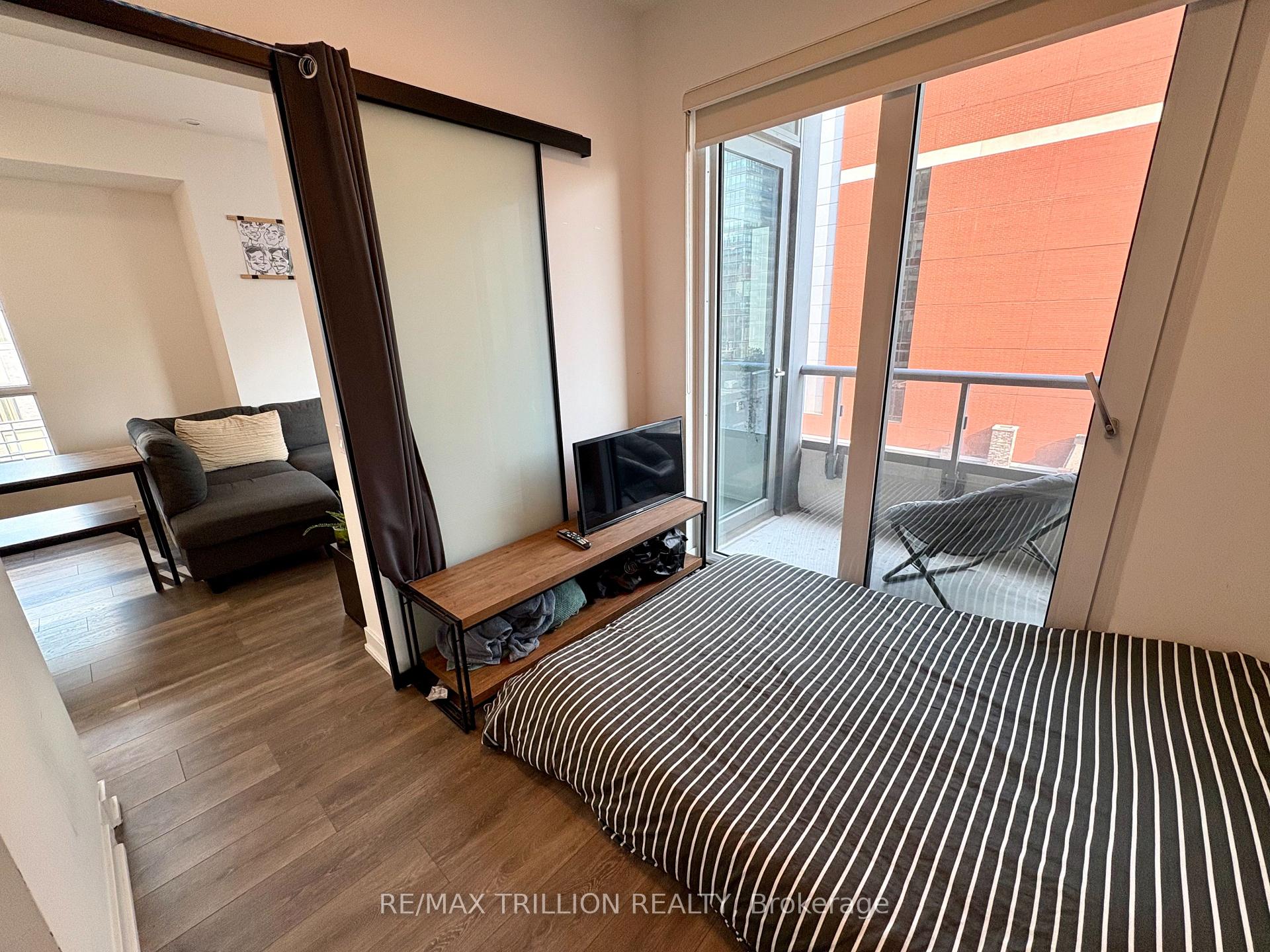 Photo 10 of Unit 1016, 108 Peter Street, Toronto, Waterfront Communities — HOMEH