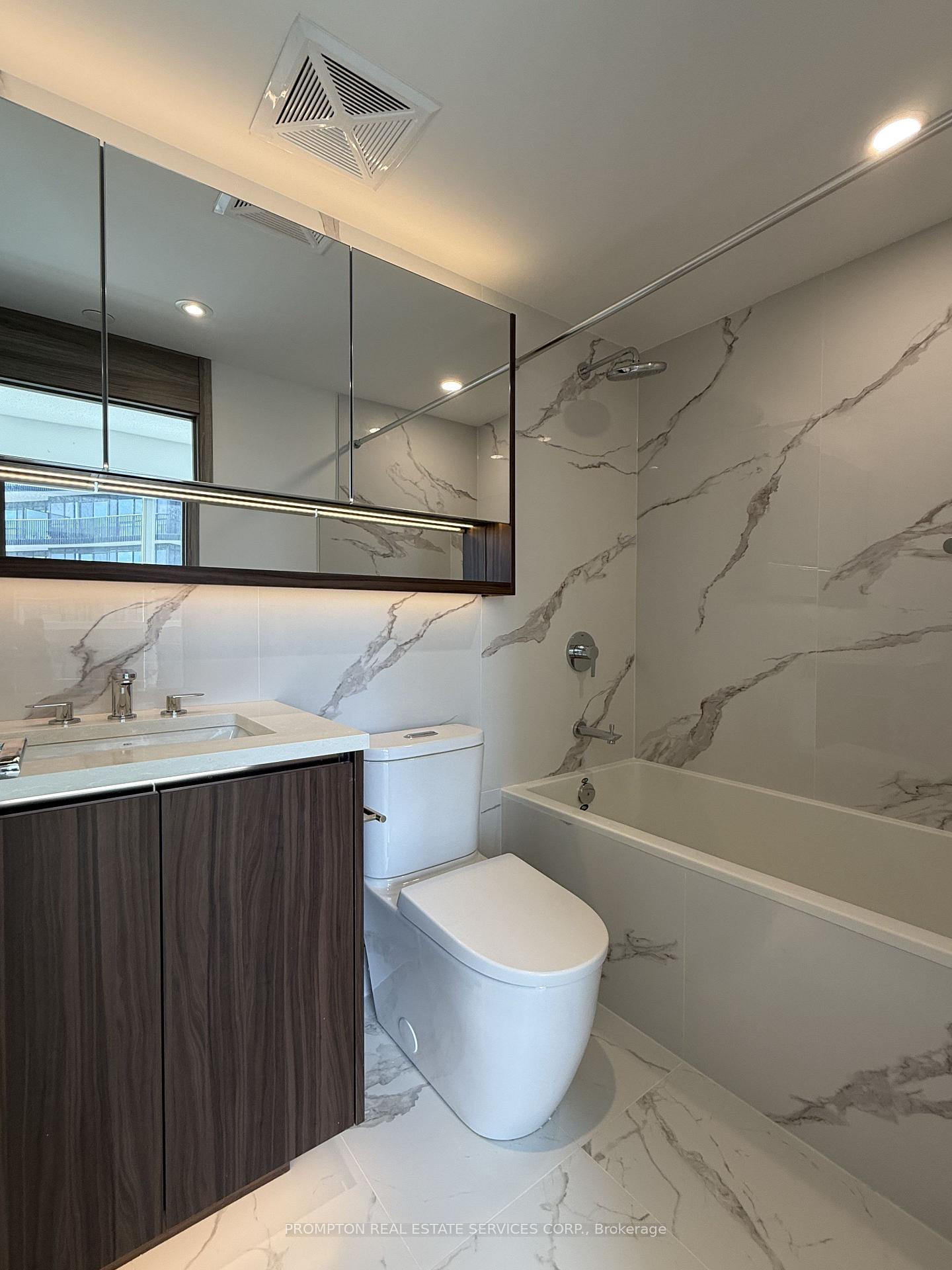 Photo 8 of Unit 1815, 75 Billes Heights, North York, Bayview Village — HOMEH