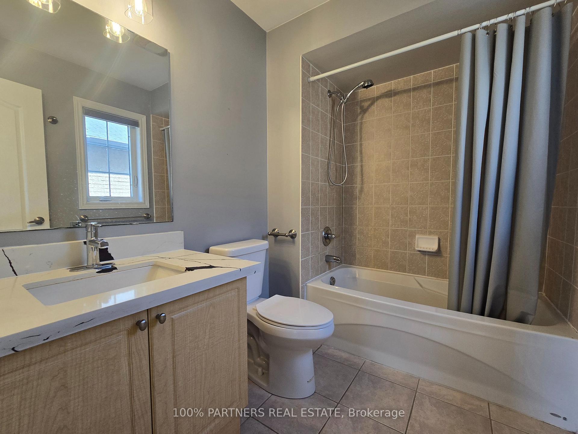 Photo 39 of 8 St. Philip Court, Whitby, Williamsburg — HOMEH