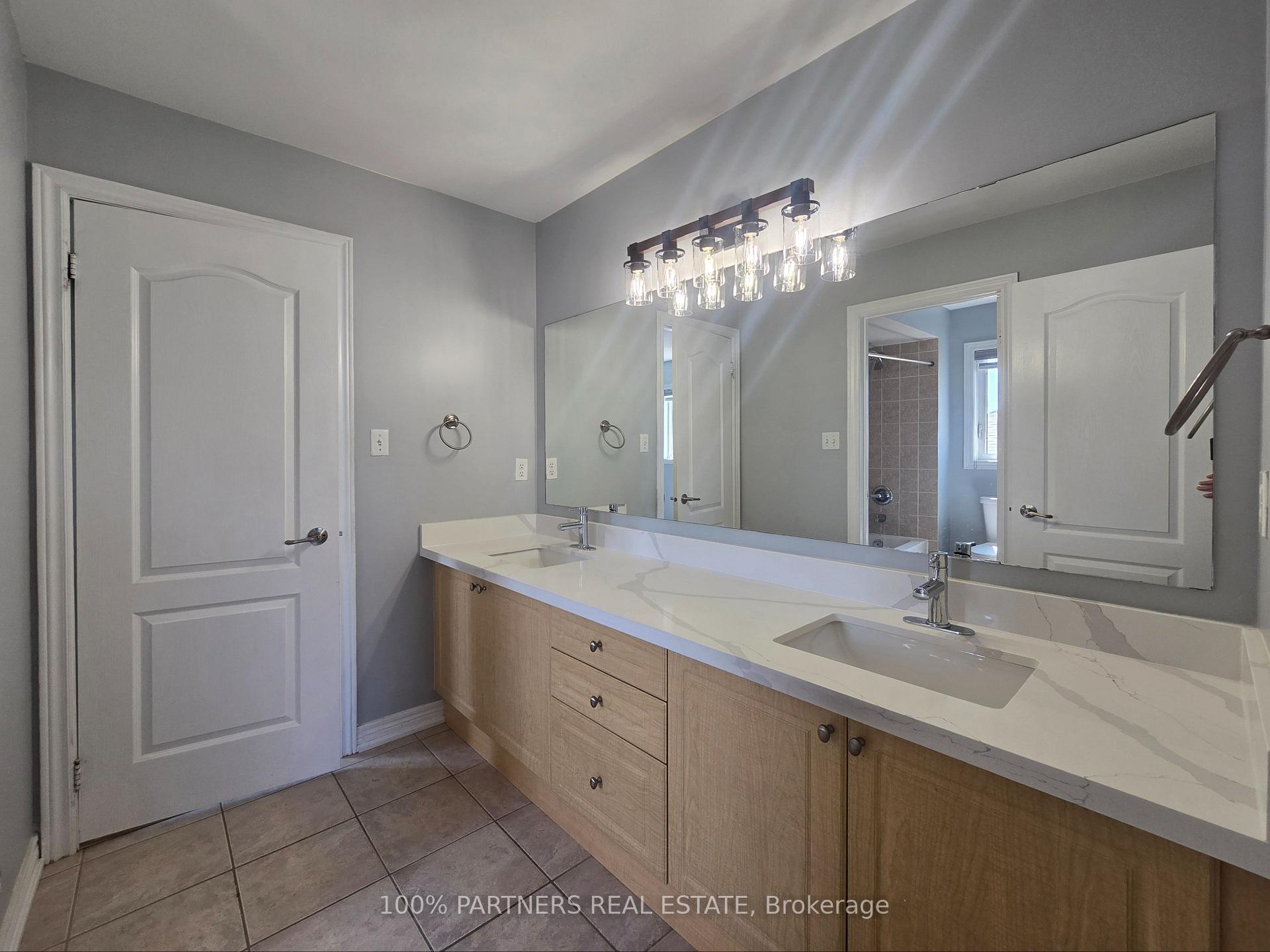 Photo 46 of 8 St. Philip Court, Whitby, Williamsburg — HOMEH