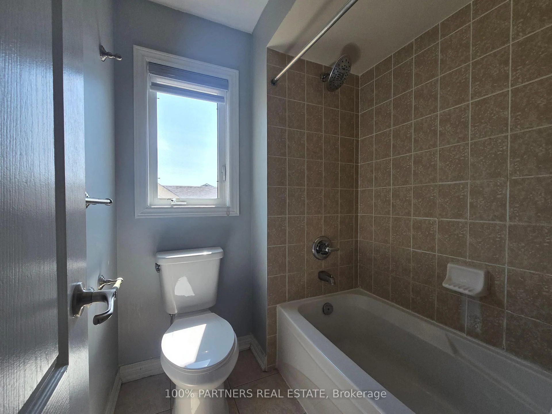 Photo 56 of 8 St. Philip Court, Whitby, Williamsburg — HOMEH