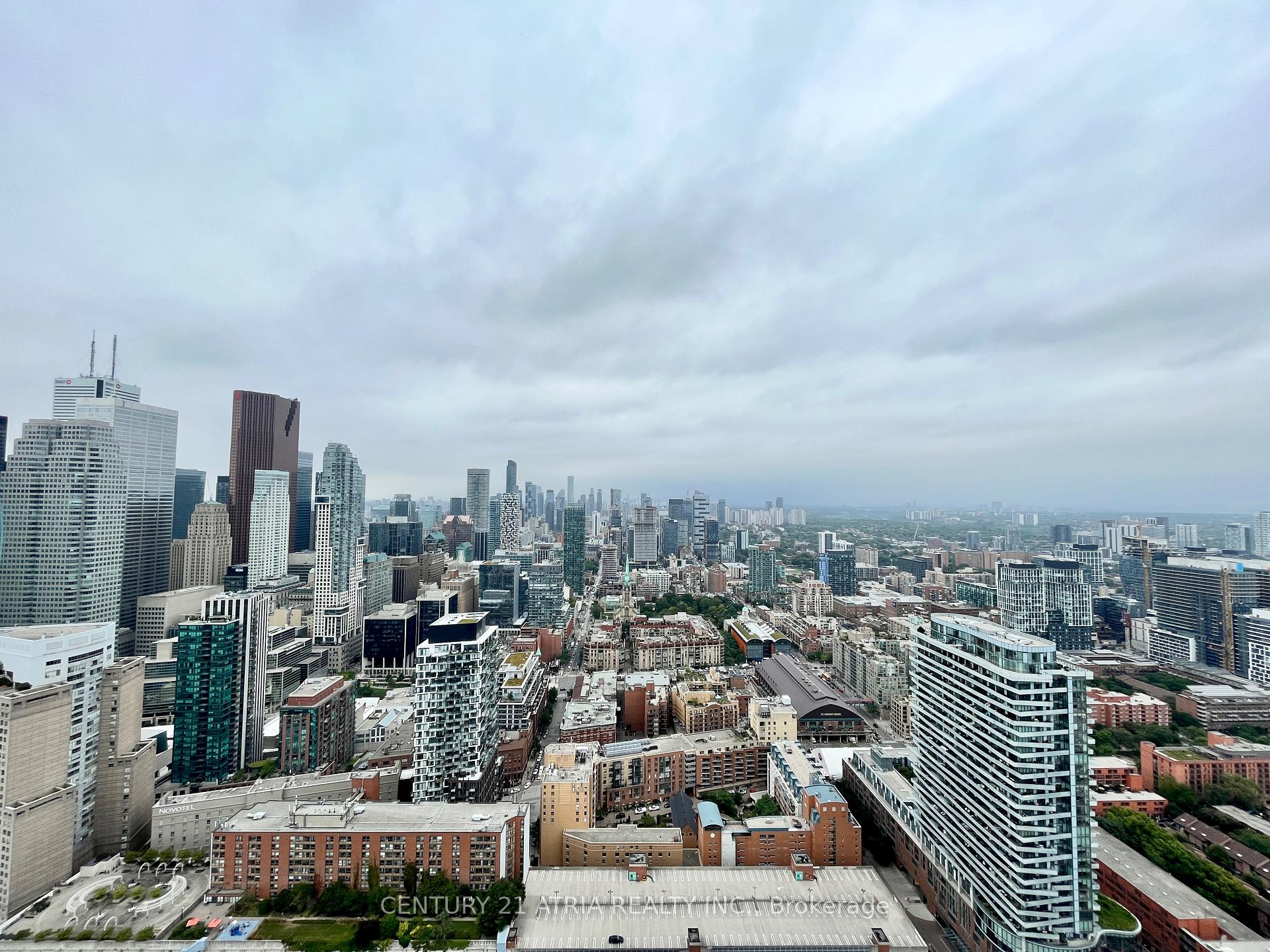 Photo 7 of Unit 5603, 55 Cooper Street, Toronto, Waterfront Communities — HOMEH