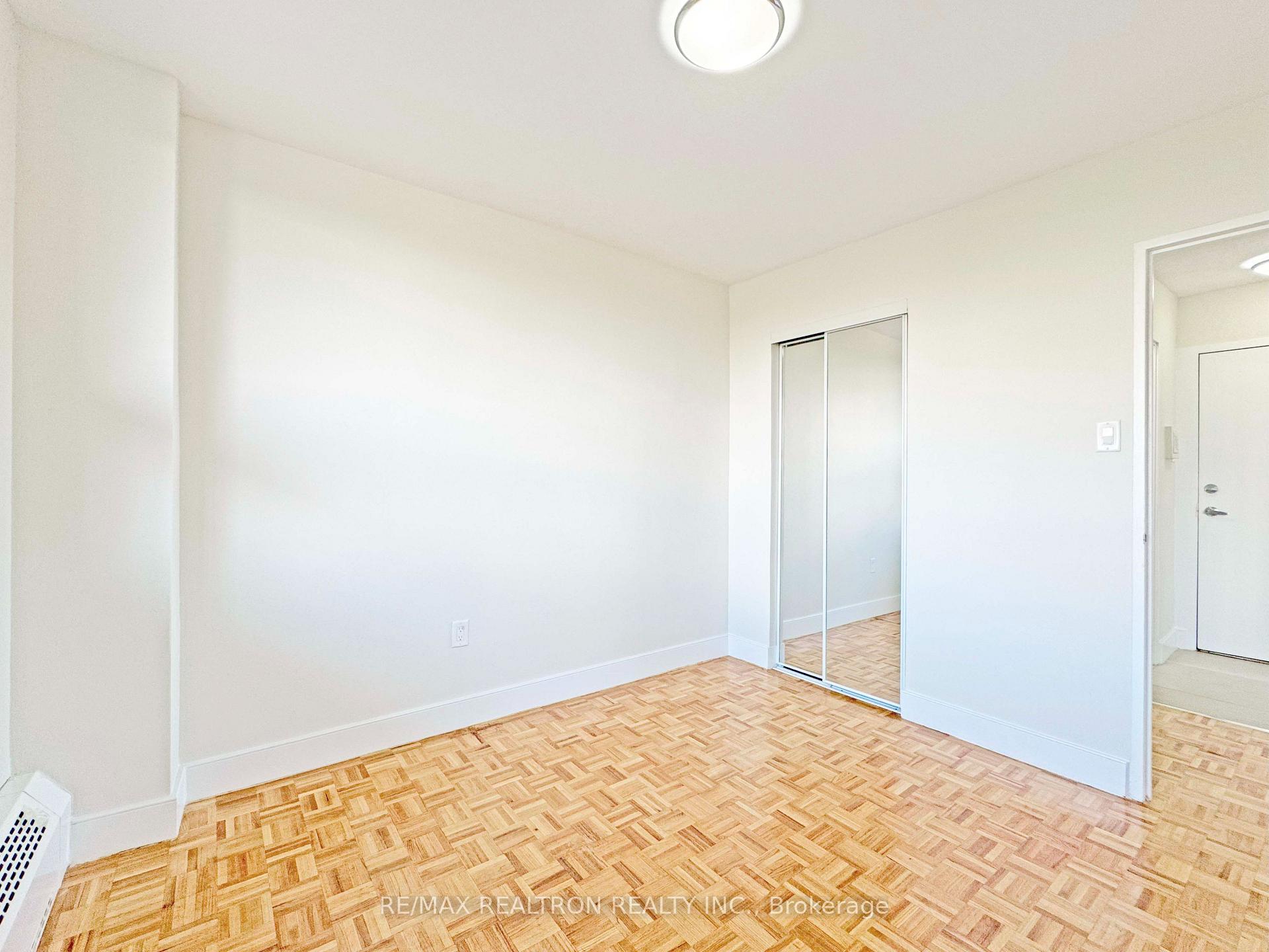 Photo 20 of Unit 1106, 666 Spadina Avenue, Toronto, University — HOMEH