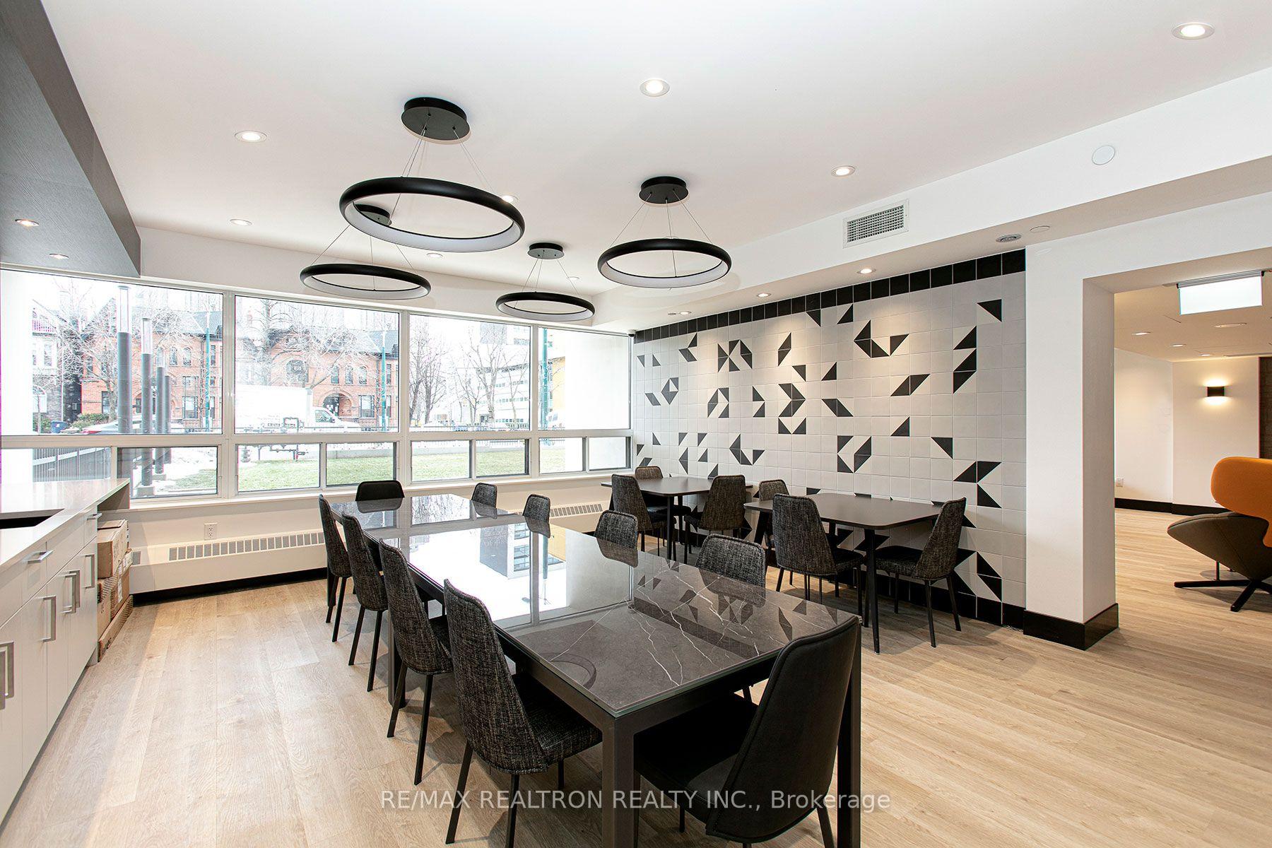 Photo 34 of Unit 1106, 666 Spadina Avenue, Toronto, University — HOMEH
