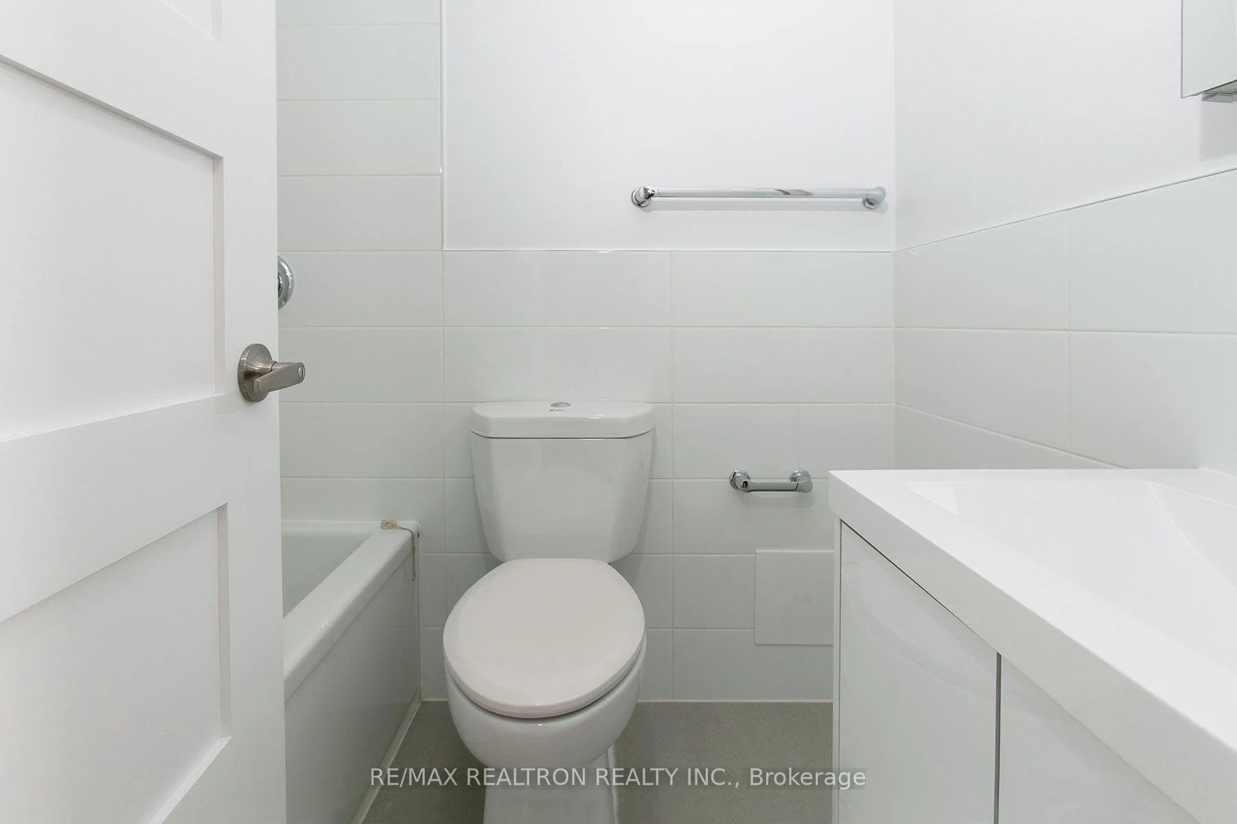 Photo 15 of Unit 1106, 666 Spadina Avenue, Toronto, University — HOMEH