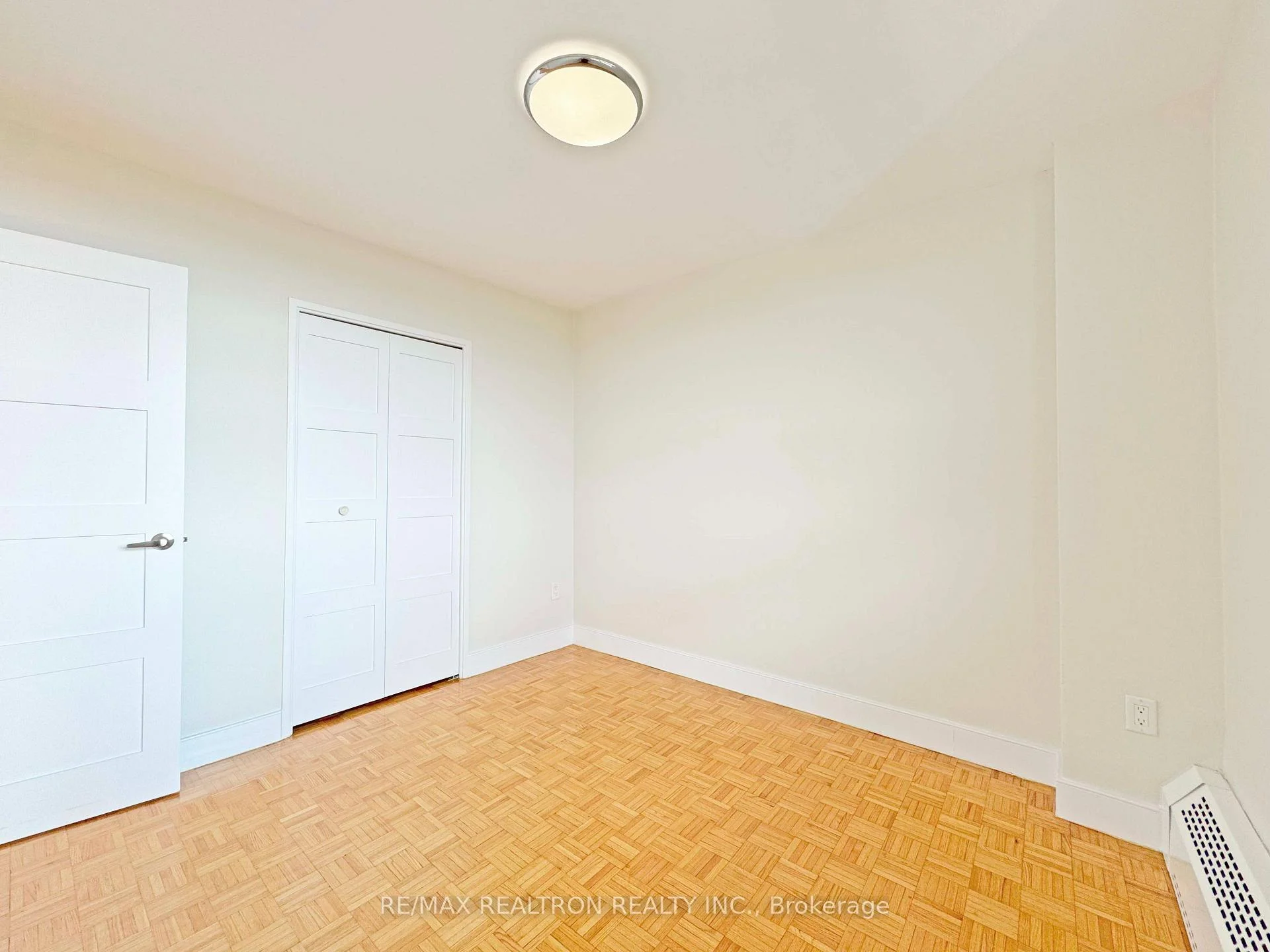 Photo 25 of Unit 1106, 666 Spadina Avenue, Toronto, University — HOMEH