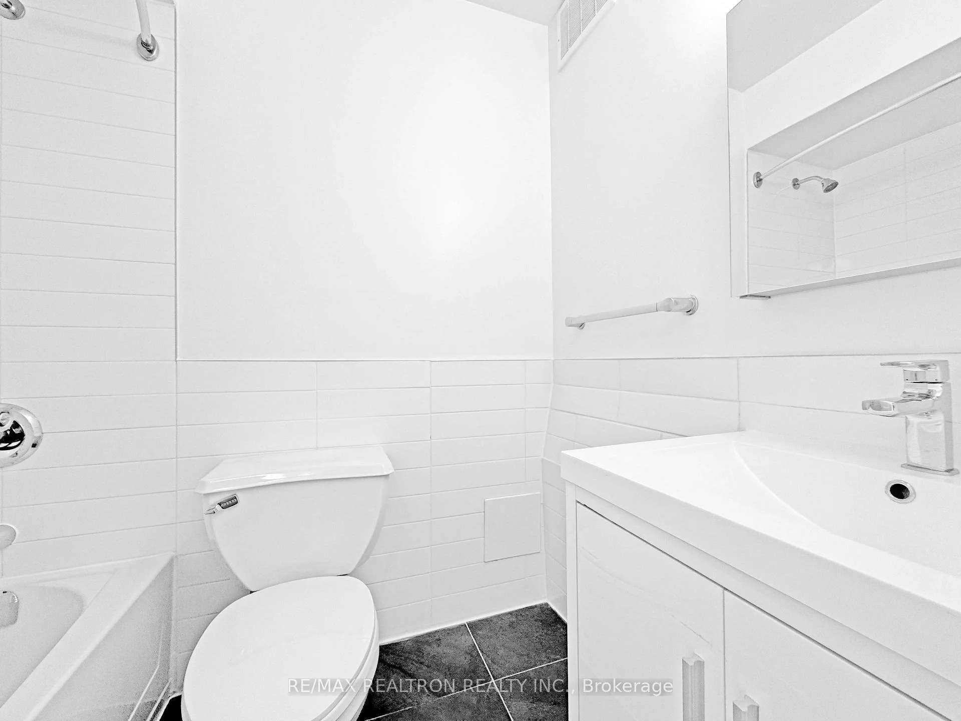 Photo 27 of Unit 1106, 666 Spadina Avenue, Toronto, University — HOMEH