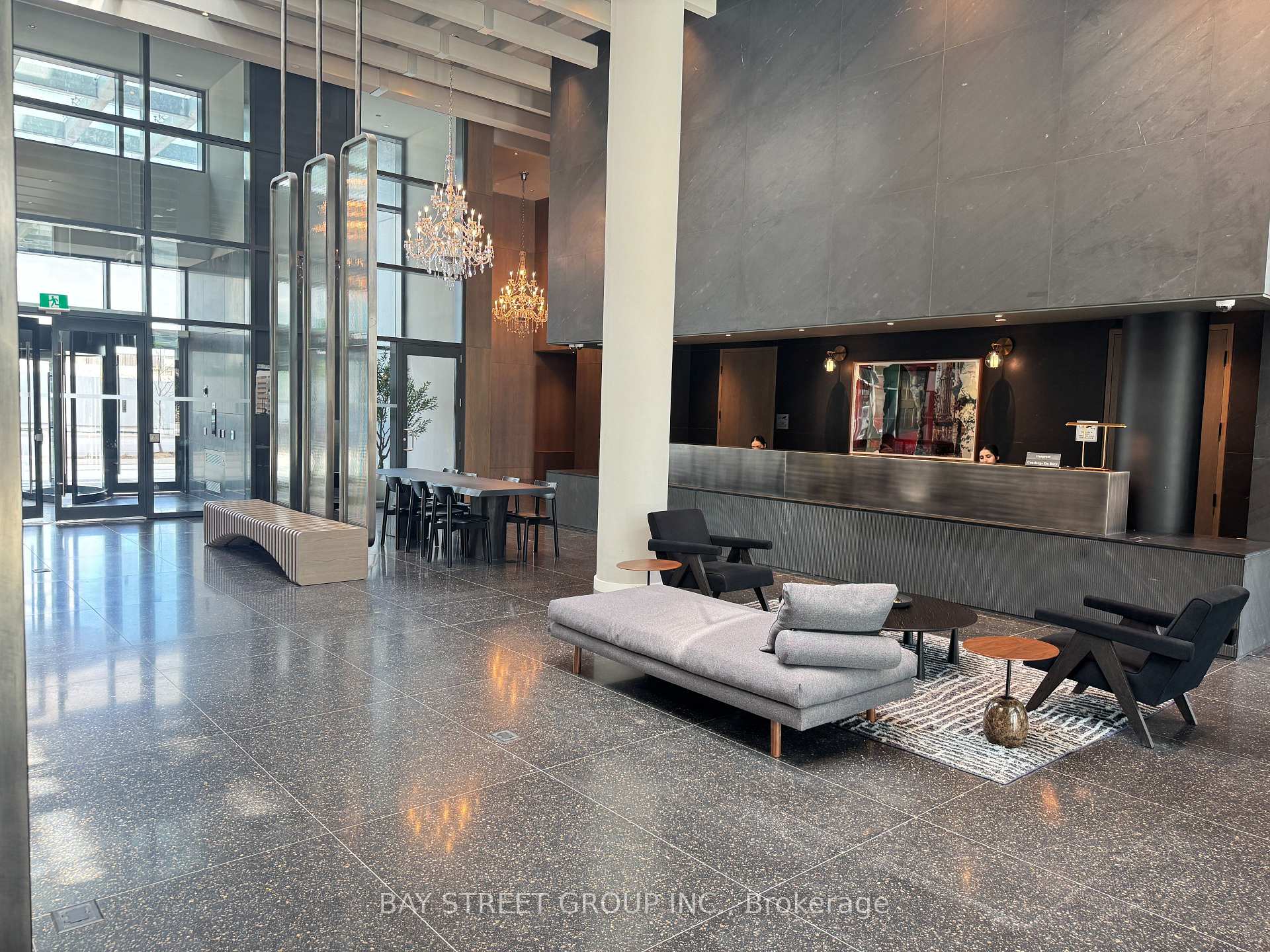 Photo 4 of Unit 5510, 8 Interchange Way, Vaughan, Vaughan Corporate Centre — HOMEH